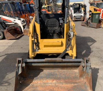 Used 2004 ASV RC30 Loader — Skid-Steer - For Sale