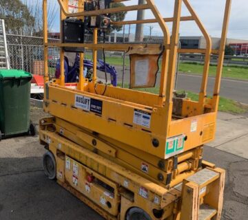 Used 2008 Haulotte Optimum 8.1 Scissor Lift — Electric - For Sale